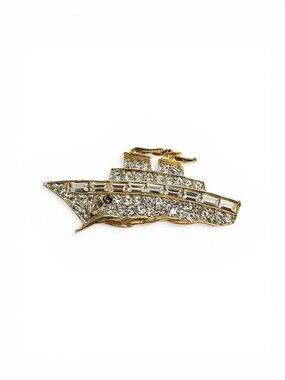 Vintage Rhinestone Cruise Ship Brooch Gold Tone Boat Pin Nautical Jewelry 2.25”